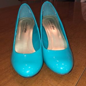 teal 2 in. Heels